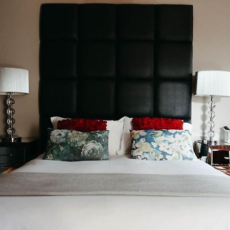 The Hedge Guesthouse Куруман Экстерьер фото